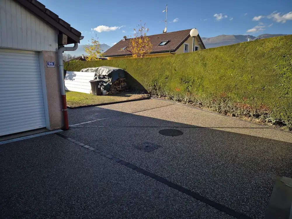 Béton désactivé à Segny dans le Pays de Gex